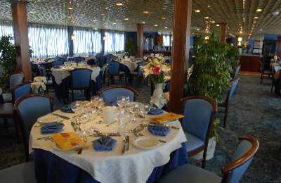 MS Claude Monet Restaurant