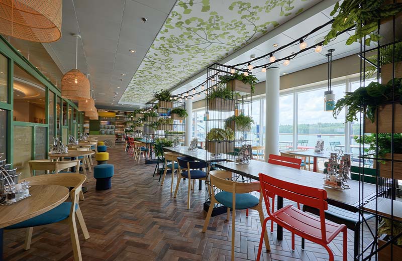 Mein-Schiff-7, Tag-Nacht-Bistro