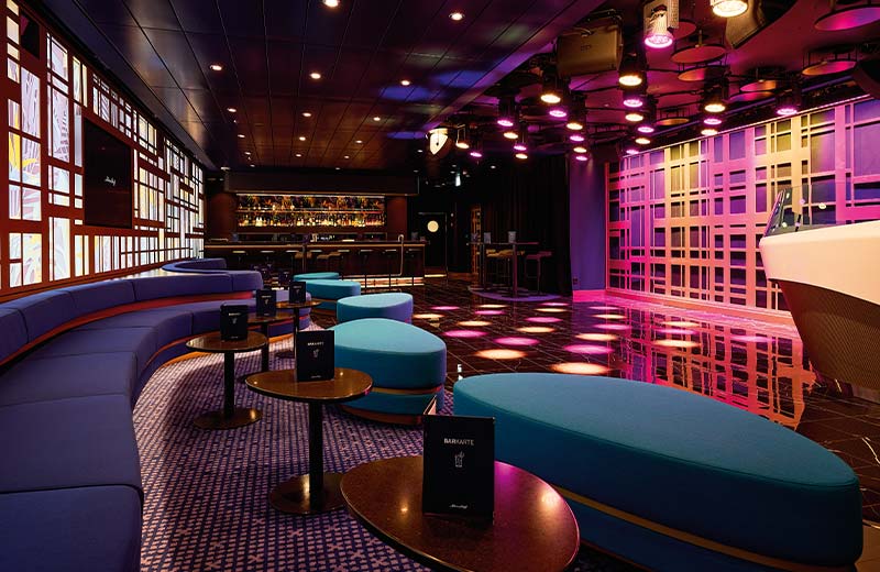 Mein-Schiff-7, Abtanz-Bar