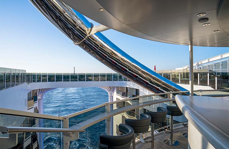 MSC World Asia, Zen Bar