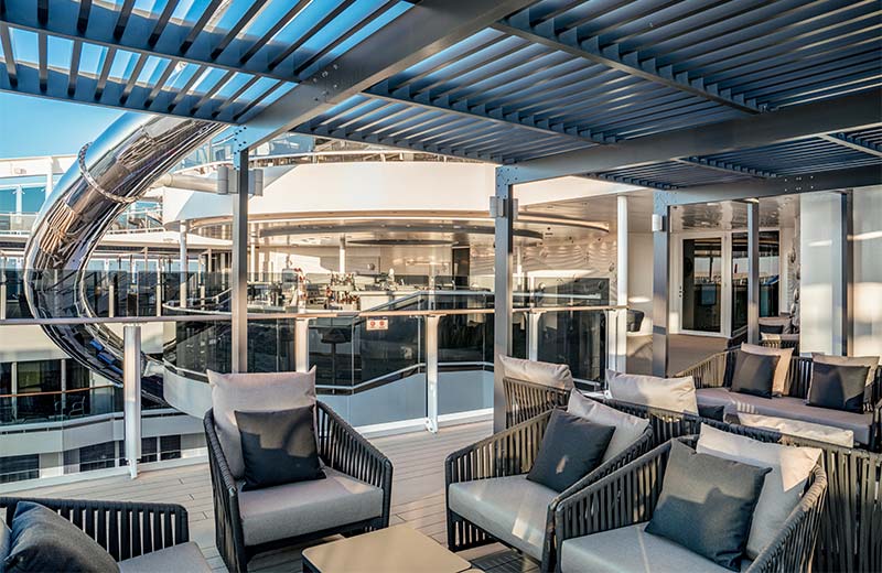 MSC World Asia, Zen Bar