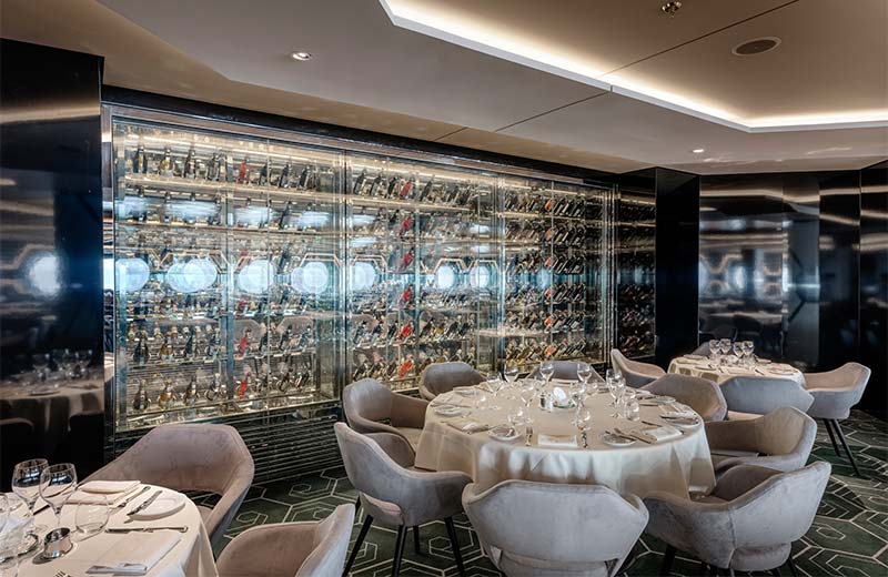 MSC World Asia, Esagono/Hexagon Restaurant