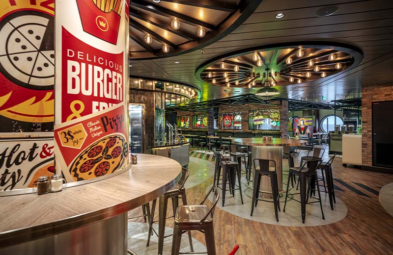 MSC World Asia, Pizza 