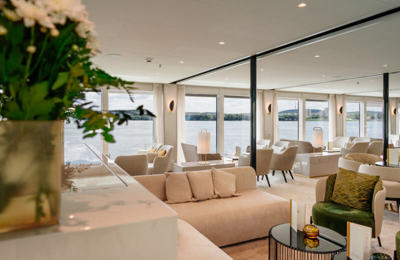 Panorama Bar - Amadeus Nova