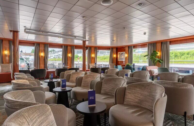 Panorama Salon - MS Bellejour